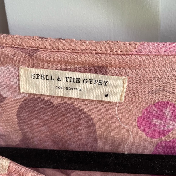 Spell Shorts and Top - Picture 3 of 7